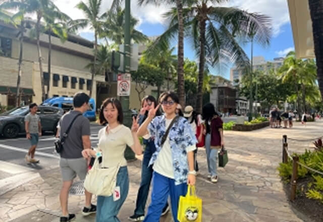 修学旅行（ハワイ・北海道より選択）（2年）
