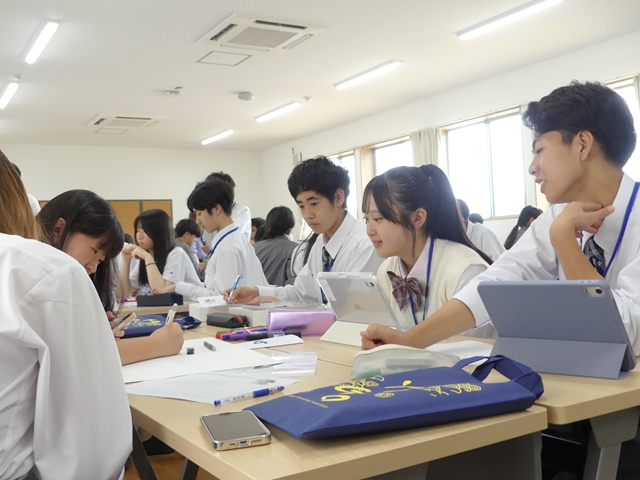 私立君毅高級中学来校