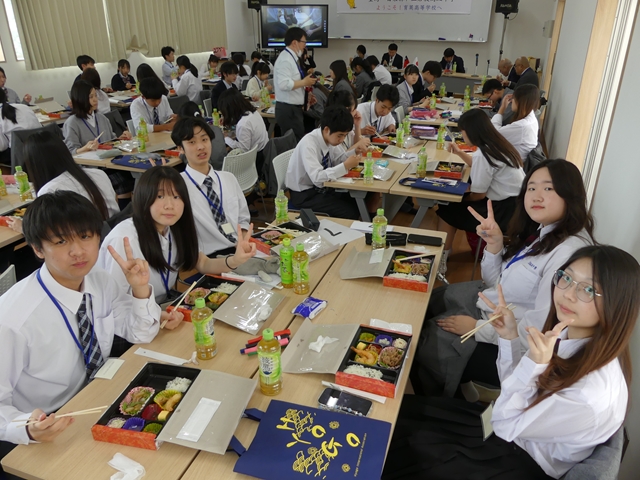 私立君毅高級中学来校